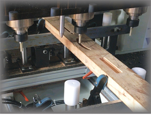 nha-cung-cap-may-lam-mong-am-cnc-4-truc-tot-nhat-tai-tphcm2