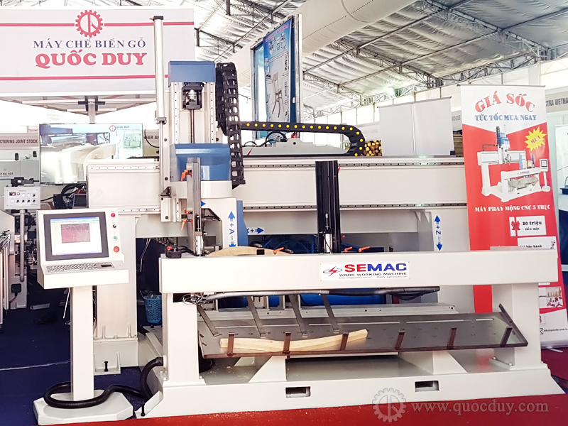 may-phay-mong-cnc-5-truc-thu-cam-on-khach-hang-tham-gia-trien-lam-vifa-2018