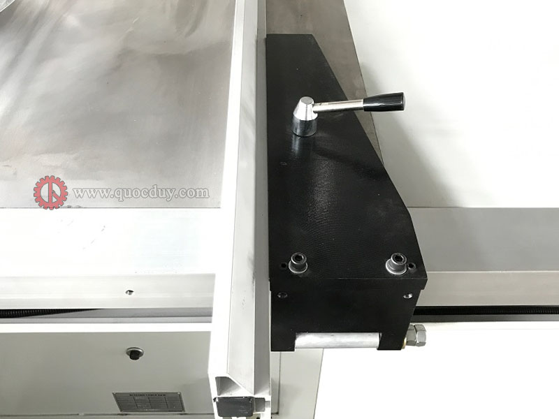 thuoc-do-may-cua-ban-truot-2-luoi-nghieng-45-do-cong-nghe-moi-nhat-hien-nay1