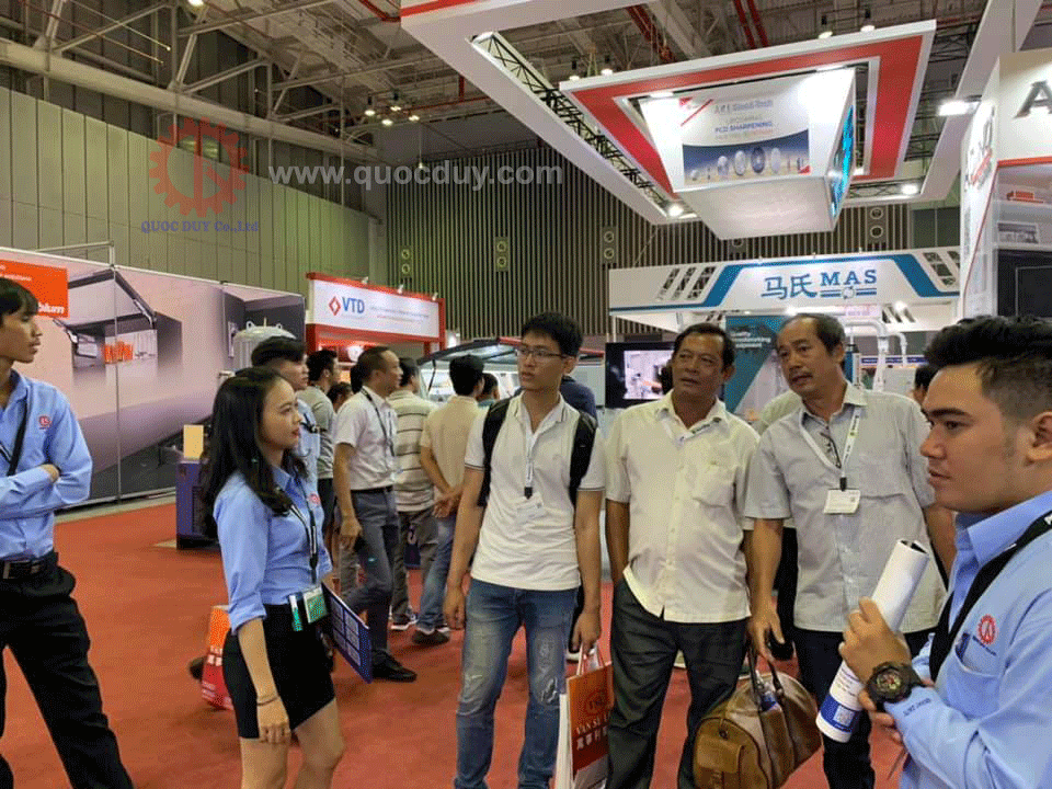 hinh-trong-trien-lam-5