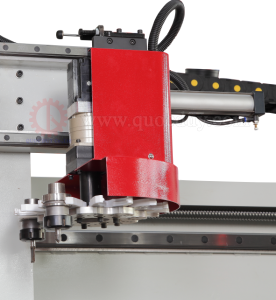 khay-thay-dao-tu-dong