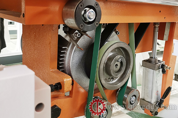 Saw carrier | Quoc Duy