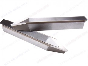 TURNING CUTTING TOOL